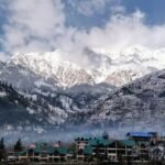 Best places to visit in Himachal Pradesh in winter: mountain landscape near Manali